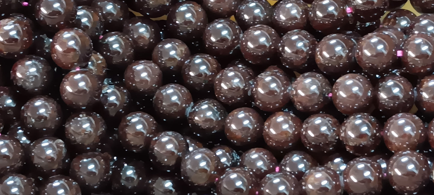 Beads: Garnet