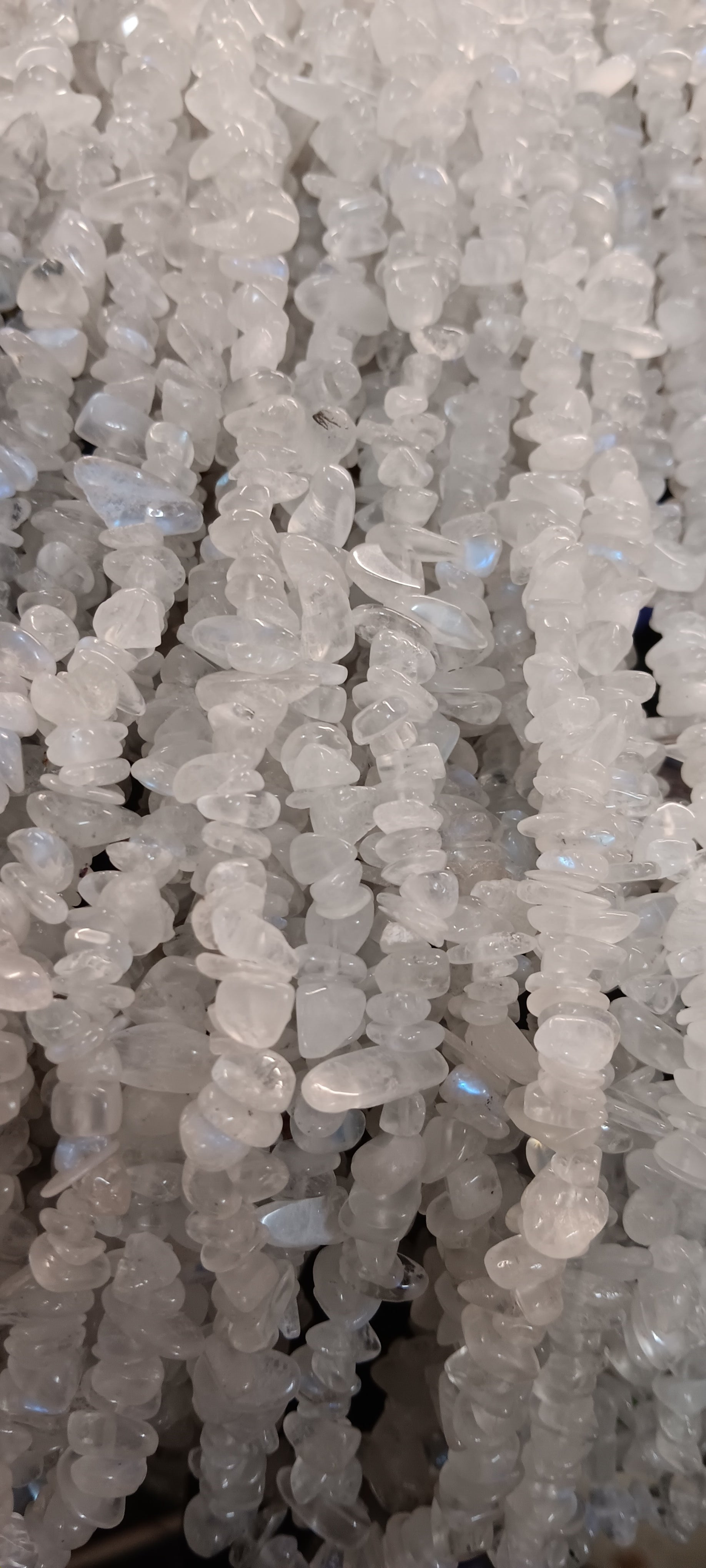 Beads: Rainbow Moonstone Chips