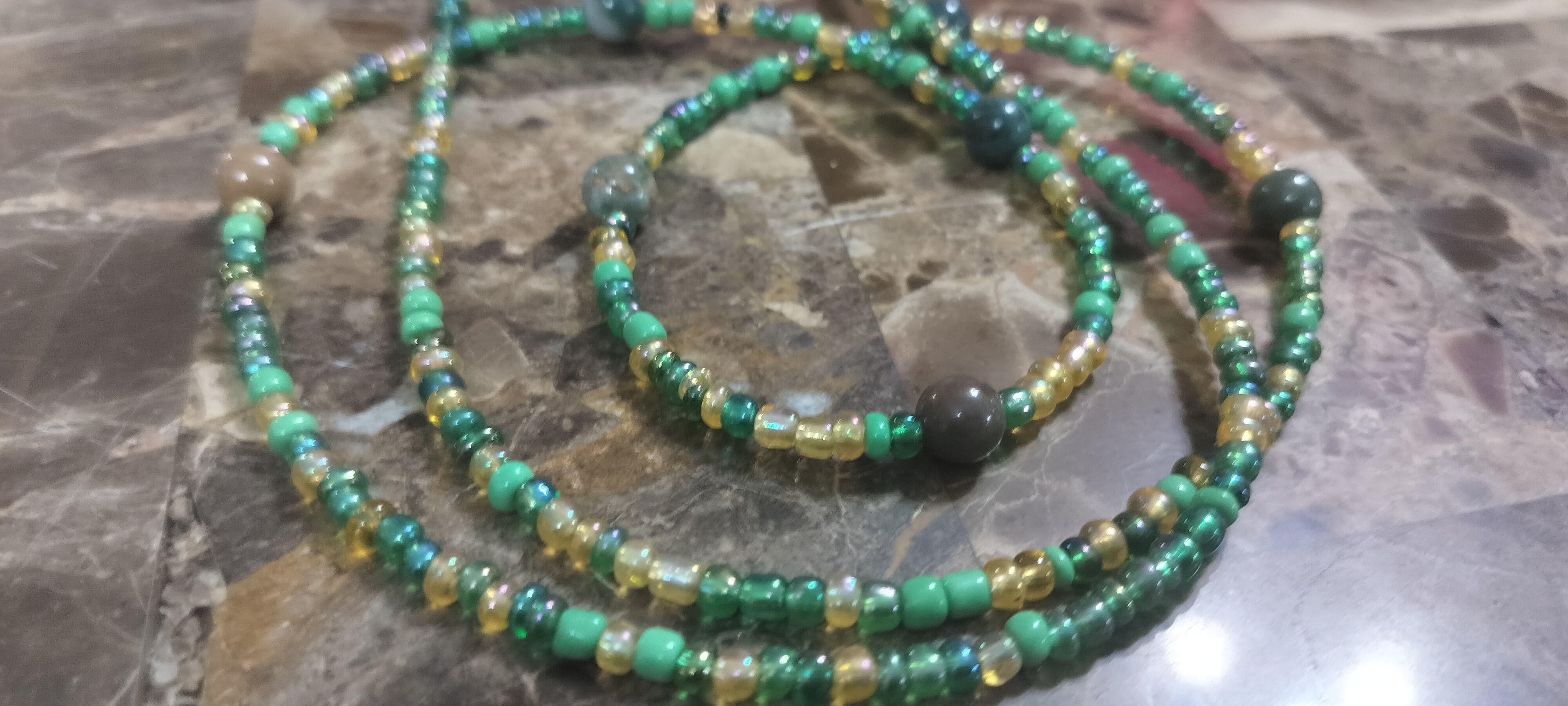 Handmade custom fitted Agate Waistbeads by Enchanted Jewelz Empire, Metaphysical store Broward Blvd 