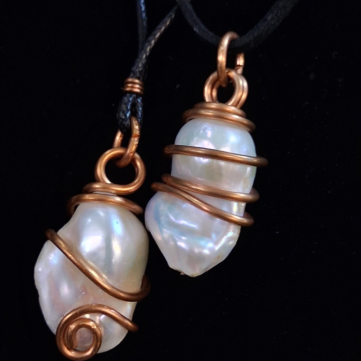 Large Natural Baroque Pearls Necklace
