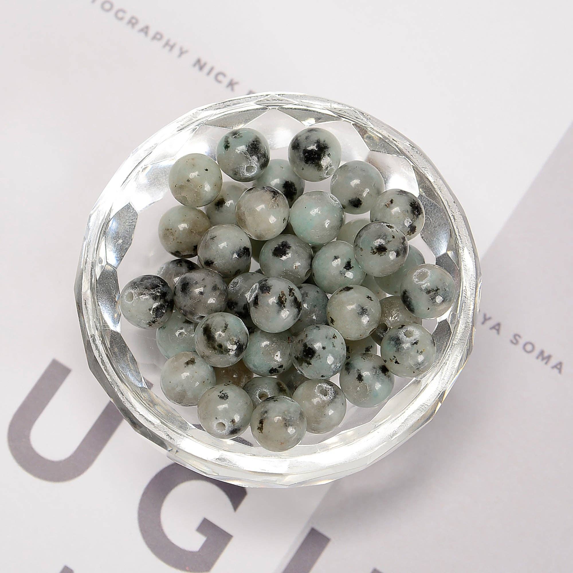 Sesame Kiwi Jasper Smooth Round Beads 4mm 6mm 8mm 10mm 15.5" Strand: 8mm