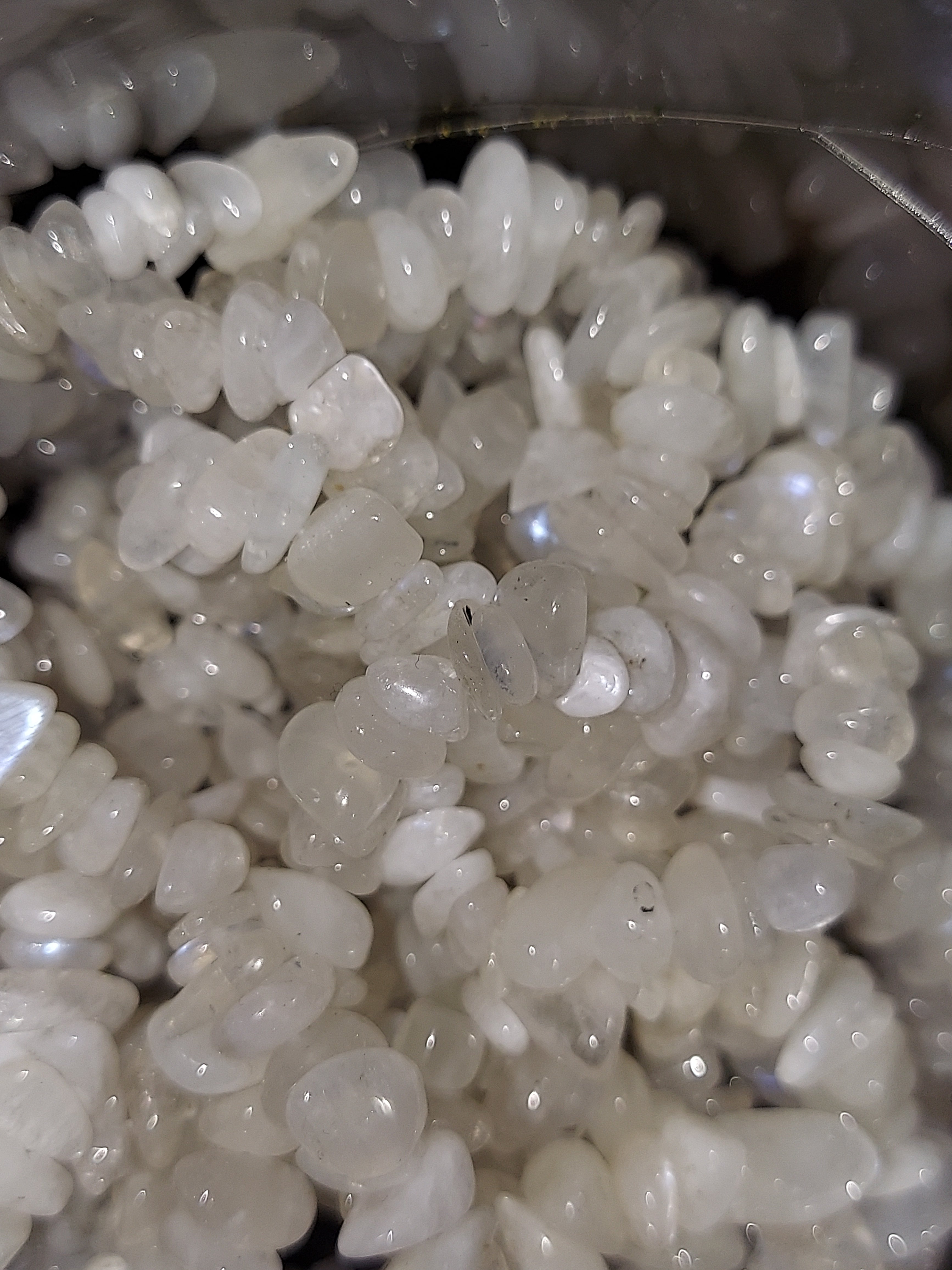 Beads: Rainbow Moonstone Chips